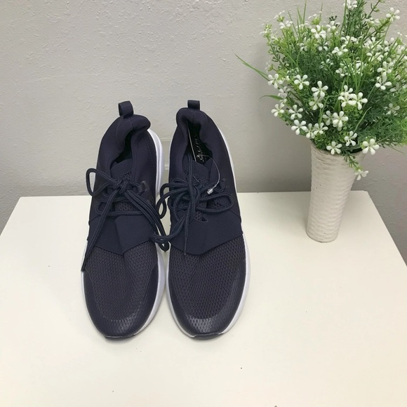 Fabletics Zuma III 3 Lace Up Athletic Gym Shoe - Size 8 - Picture 4 of 5